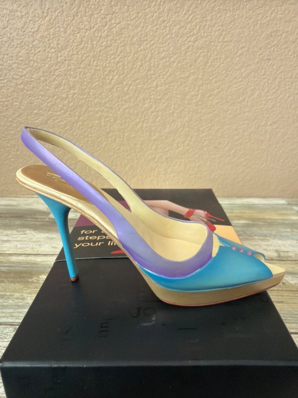Just The Right Shoe Raine 2004 Dance Til Dawn Mini Shoe Used w/ Box COA #25476